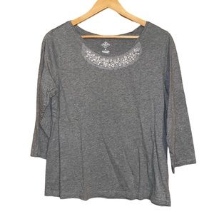 •ST. JOHN'S BAY•GRAY SCOOPNECK W/PEARLS & SEQUINS NECK TRIM SIZE XL EUC LIKE NEW